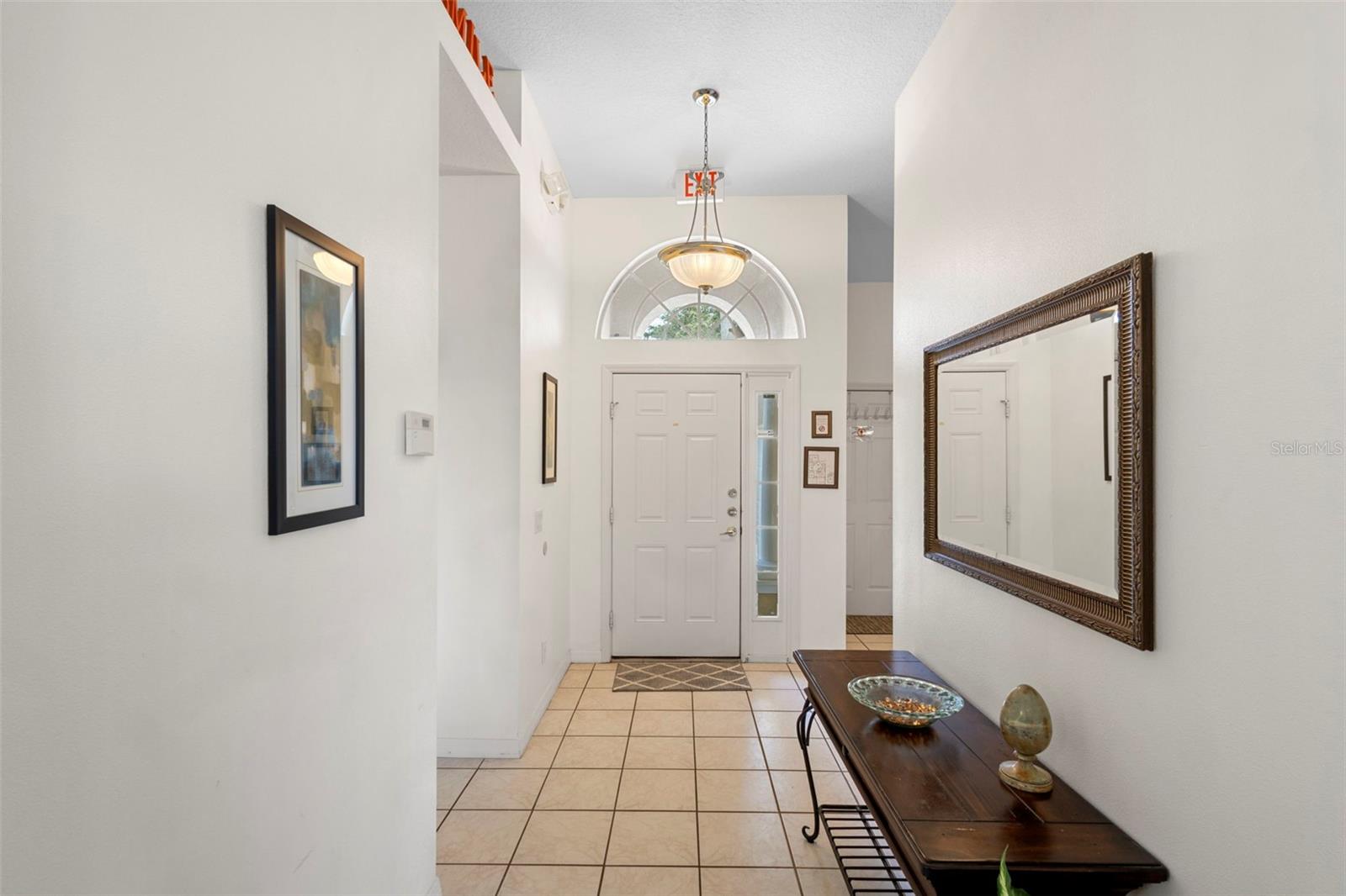 Image 6 of 56 For 253 Calabay Parc Boulevard