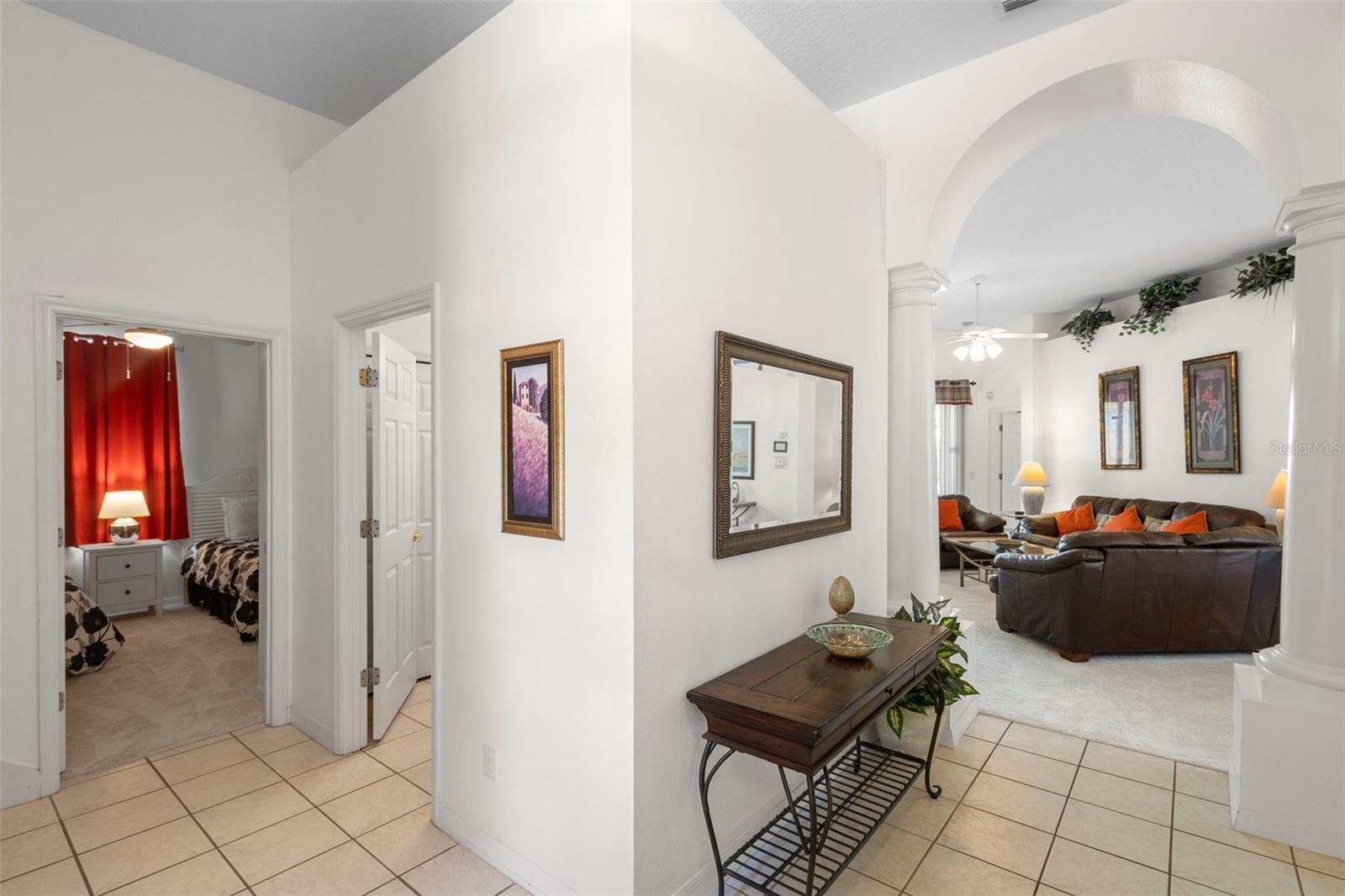 Image 7 of 56 For 253 Calabay Parc Boulevard