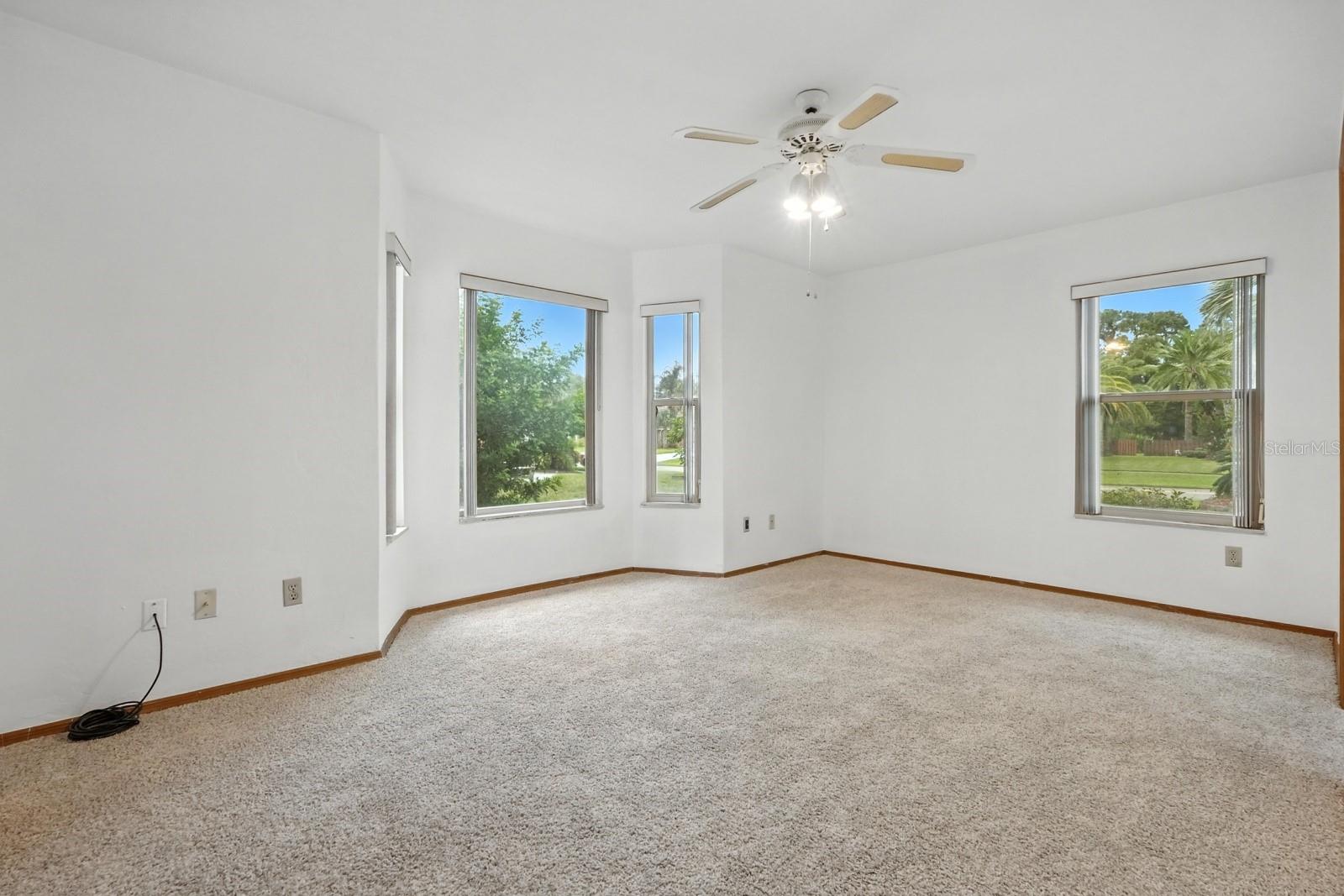 Image 16 of 27 For 905 Pelican Bay Drive