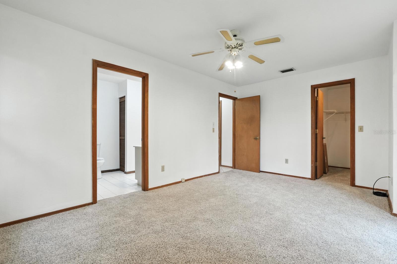 Image 18 of 27 For 905 Pelican Bay Drive