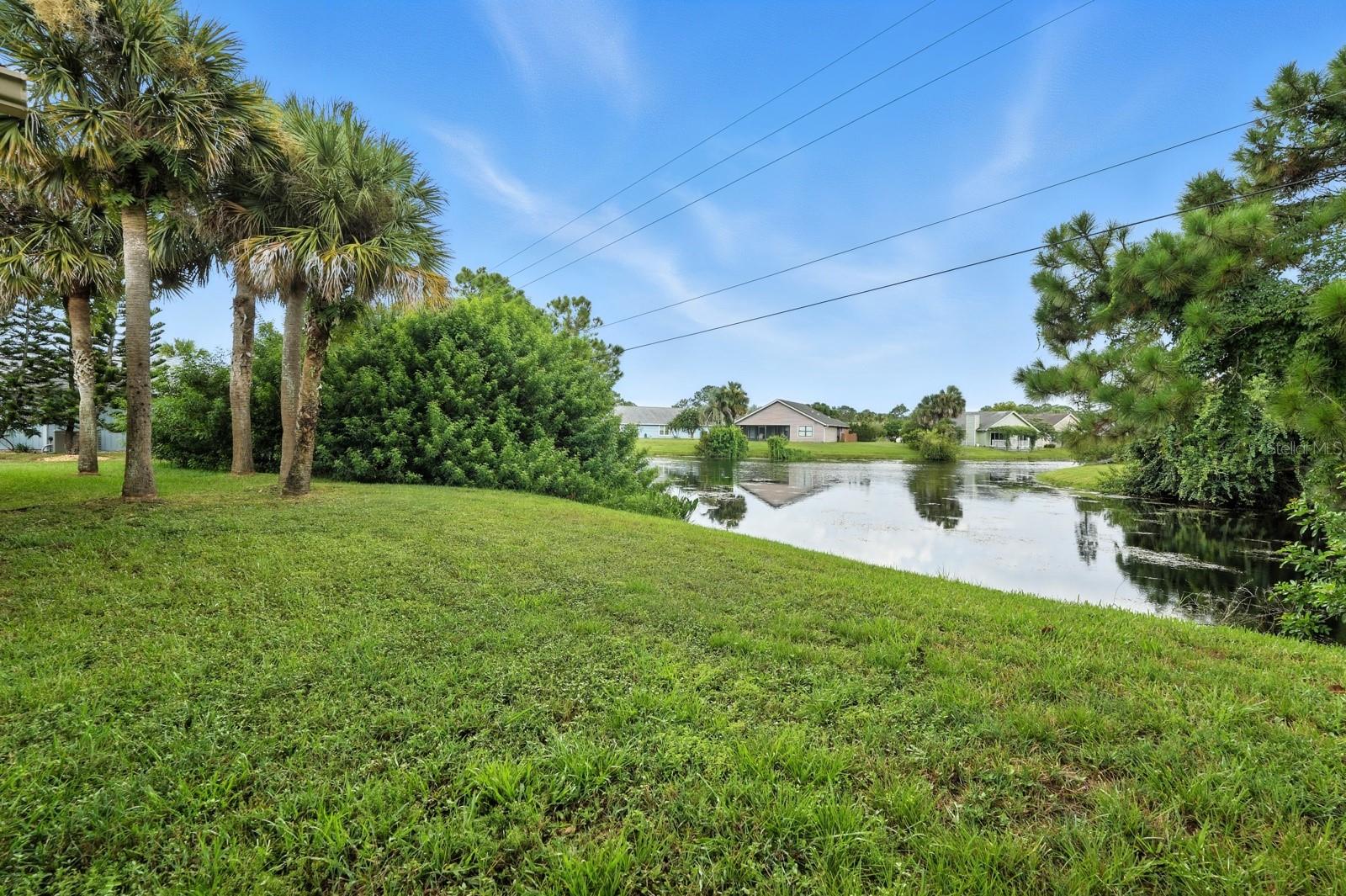 Image 23 of 27 For 905 Pelican Bay Drive
