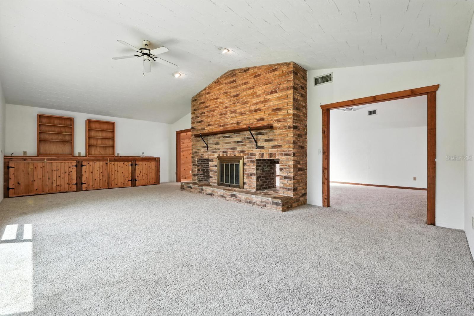 Image 6 of 27 For 905 Pelican Bay Drive