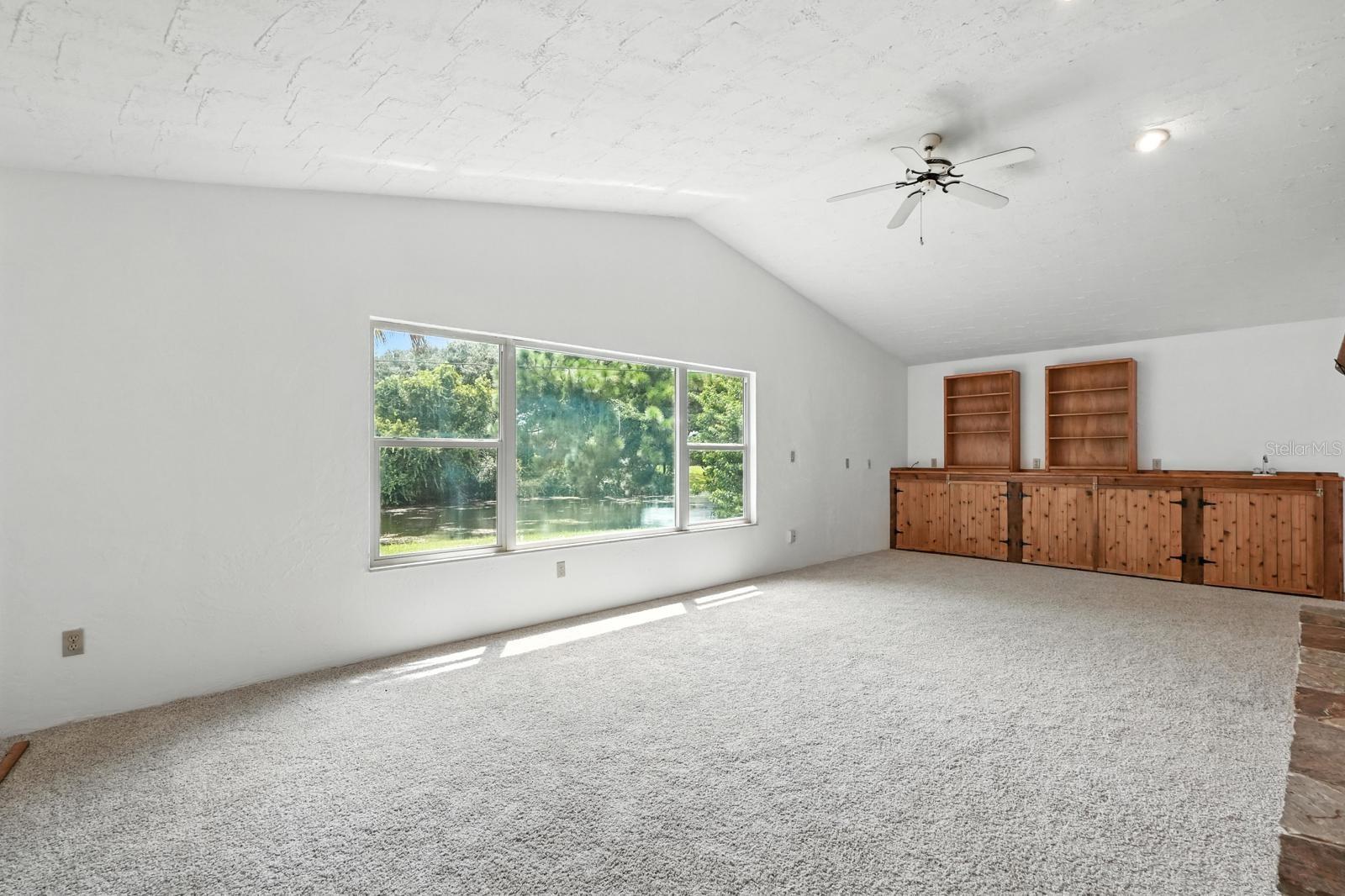 Image 8 of 27 For 905 Pelican Bay Drive