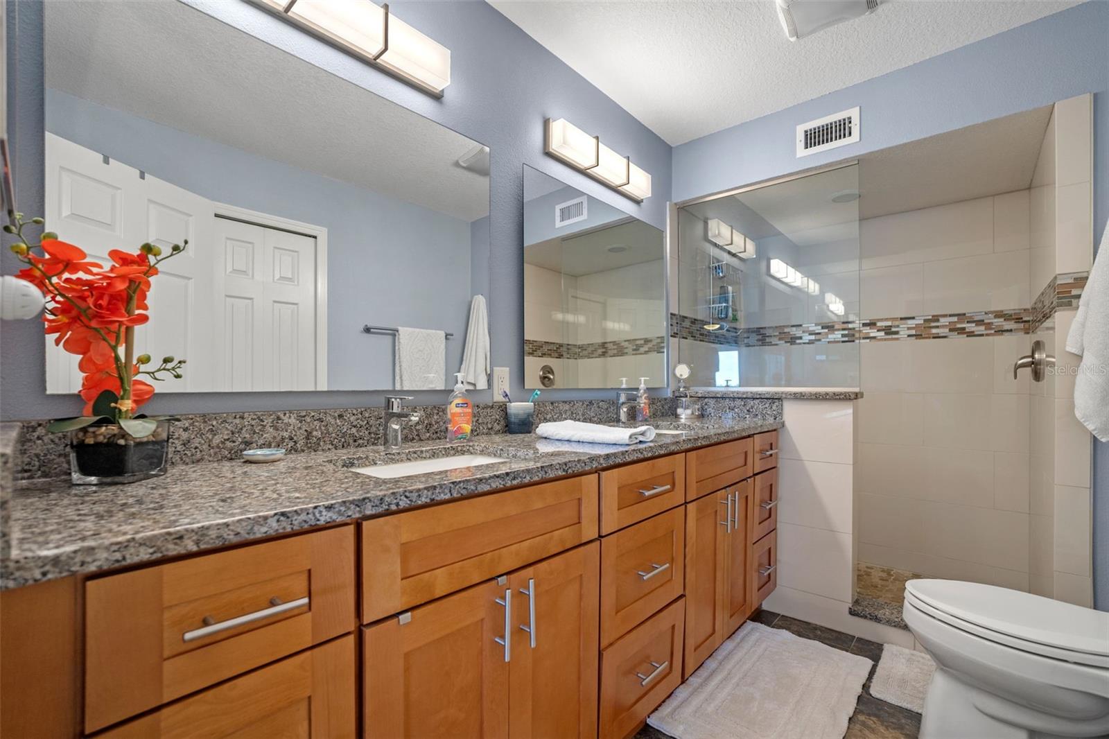 Image 21 of 44 For 442 Bouchelle Drive 203
