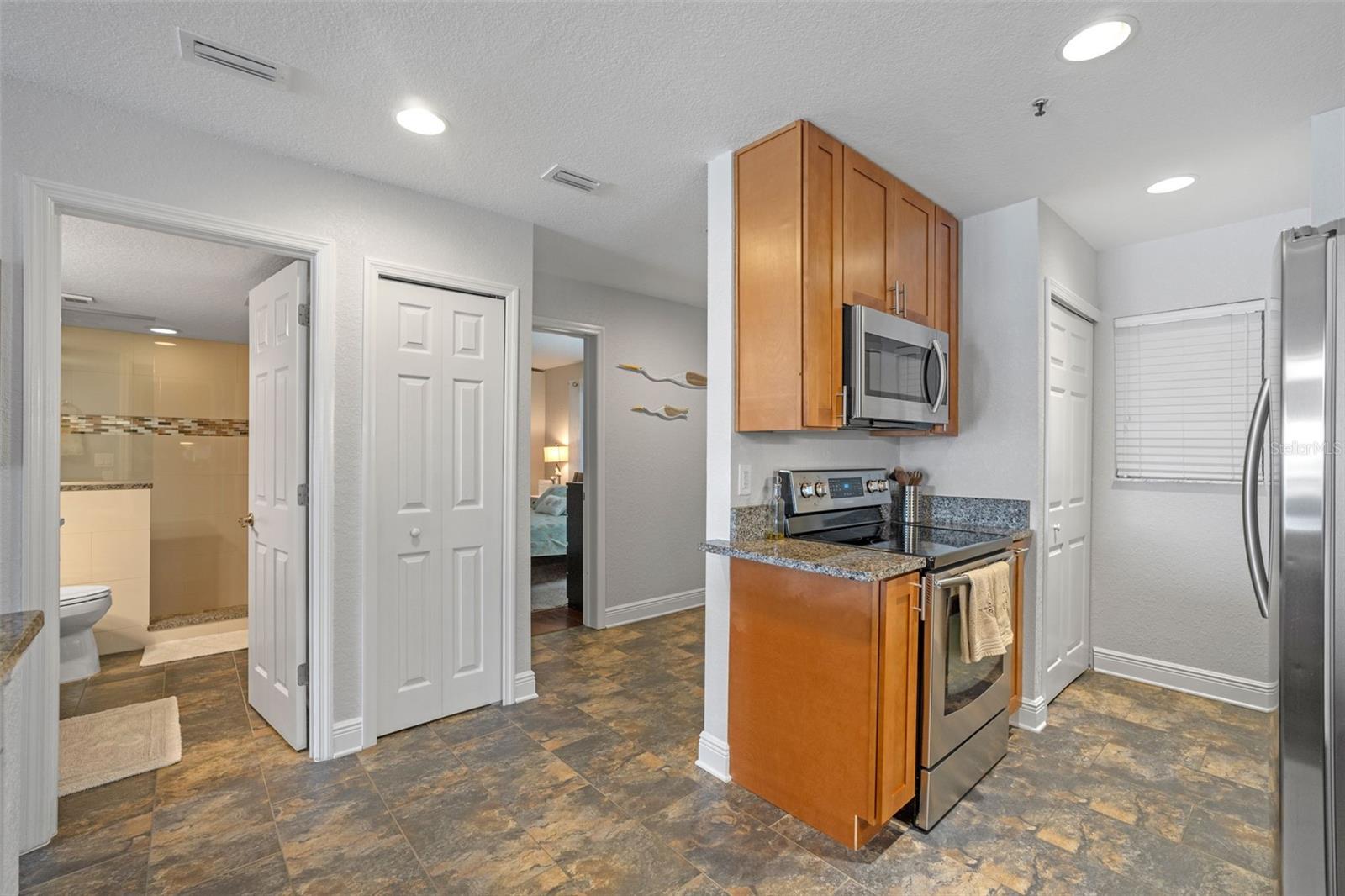 Image 7 of 44 For 442 Bouchelle Drive 203