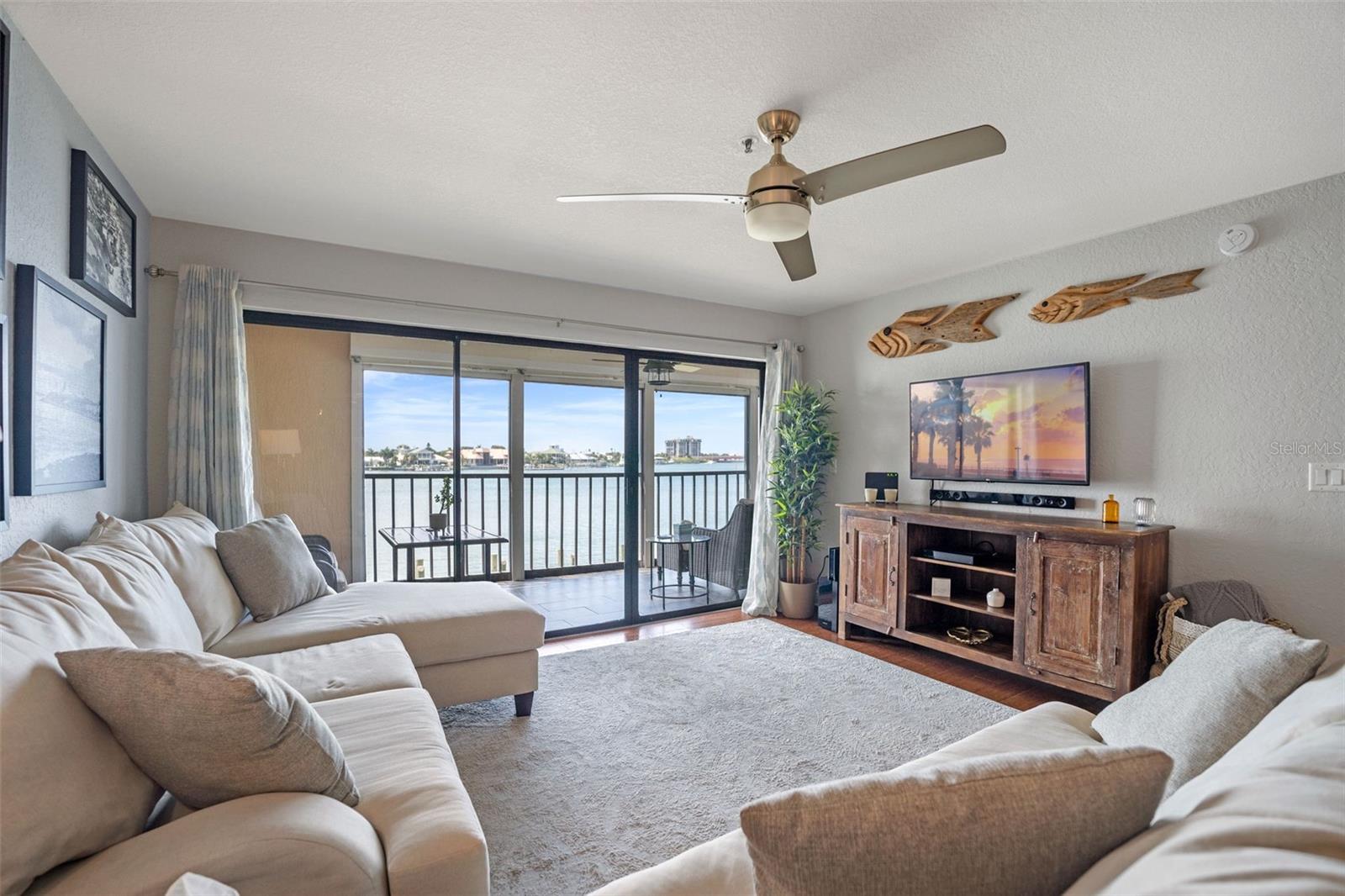 Image 9 of 44 For 442 Bouchelle Drive 203