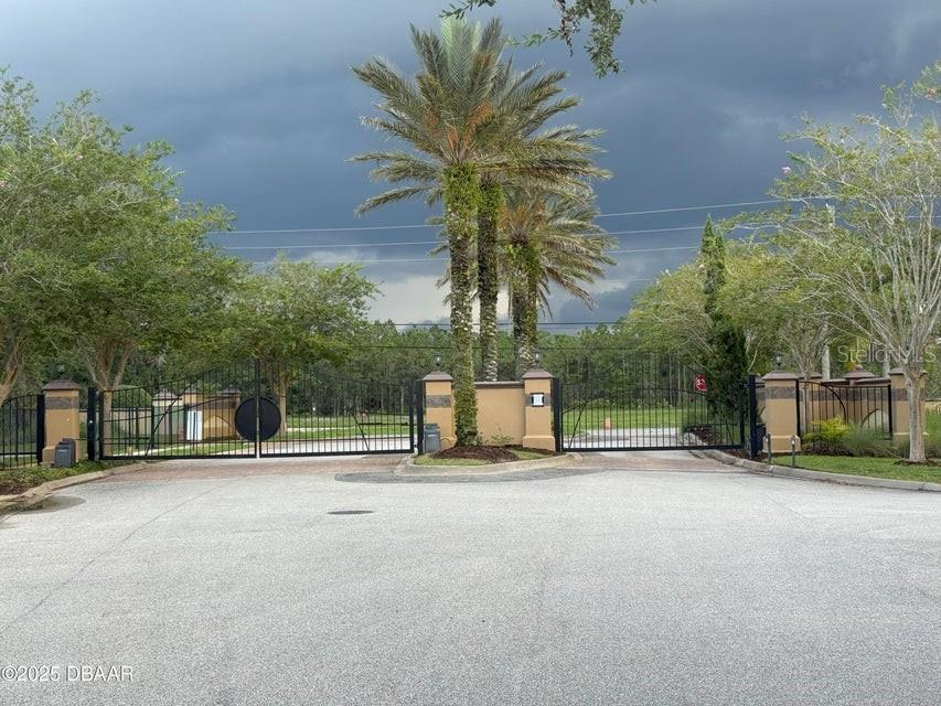 Image 45 of 46 For 76 Apian Way