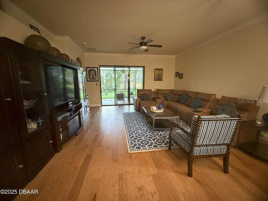 Image 7 of 46 For 76 Apian Way