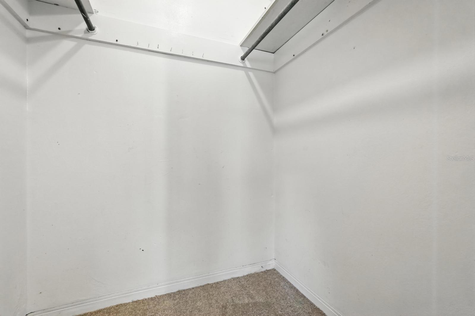 Image 21 of 46 For 740 Ridgewood Avenue