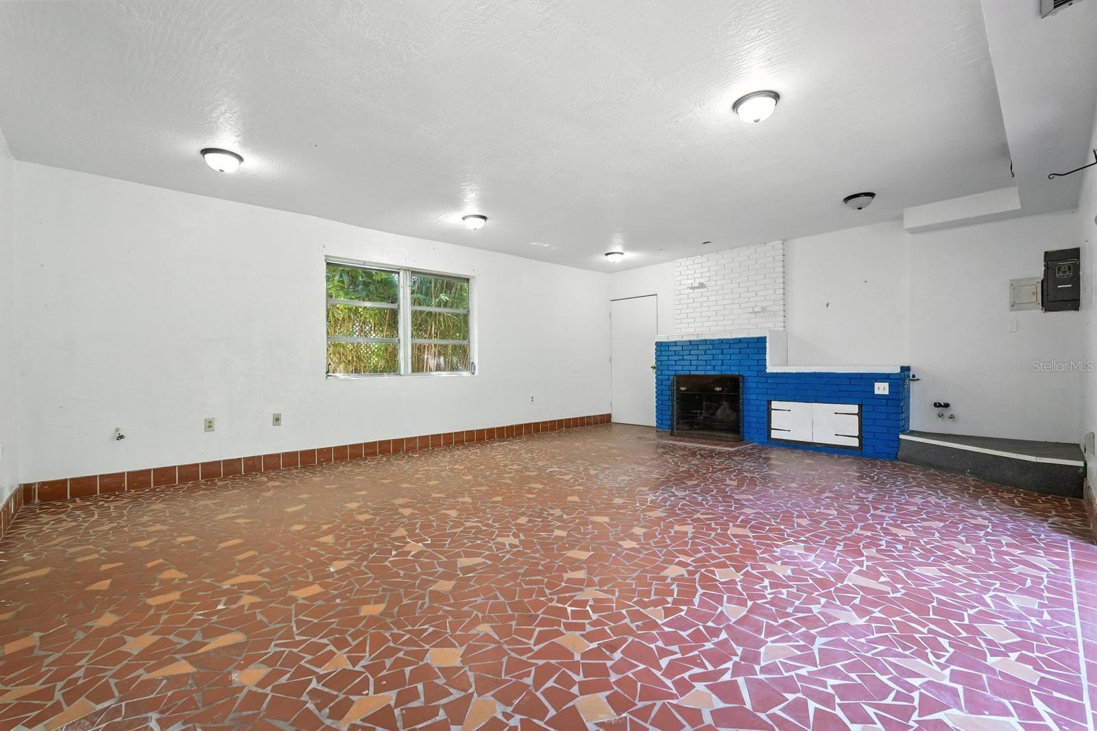 Image 33 of 46 For 740 Ridgewood Avenue