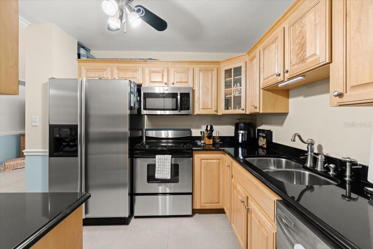 Image 15 of 44 For 1224 Peninsula Drive 104