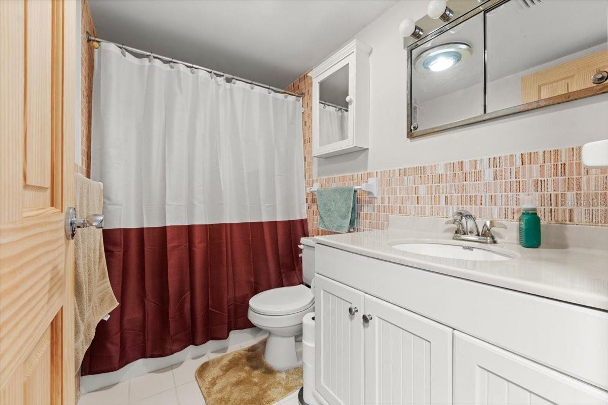 Image 18 of 44 For 1224 Peninsula Drive 104