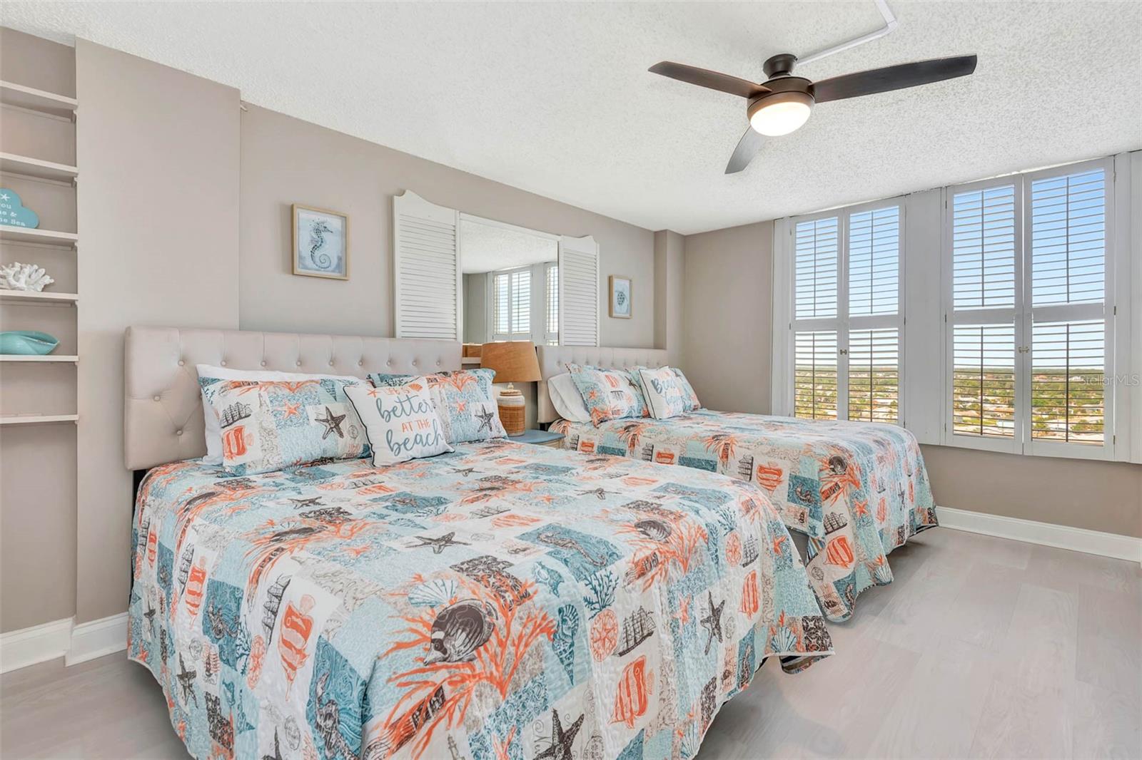 Image 10 of 60 For 1575 Ocean Shore Boulevard J010