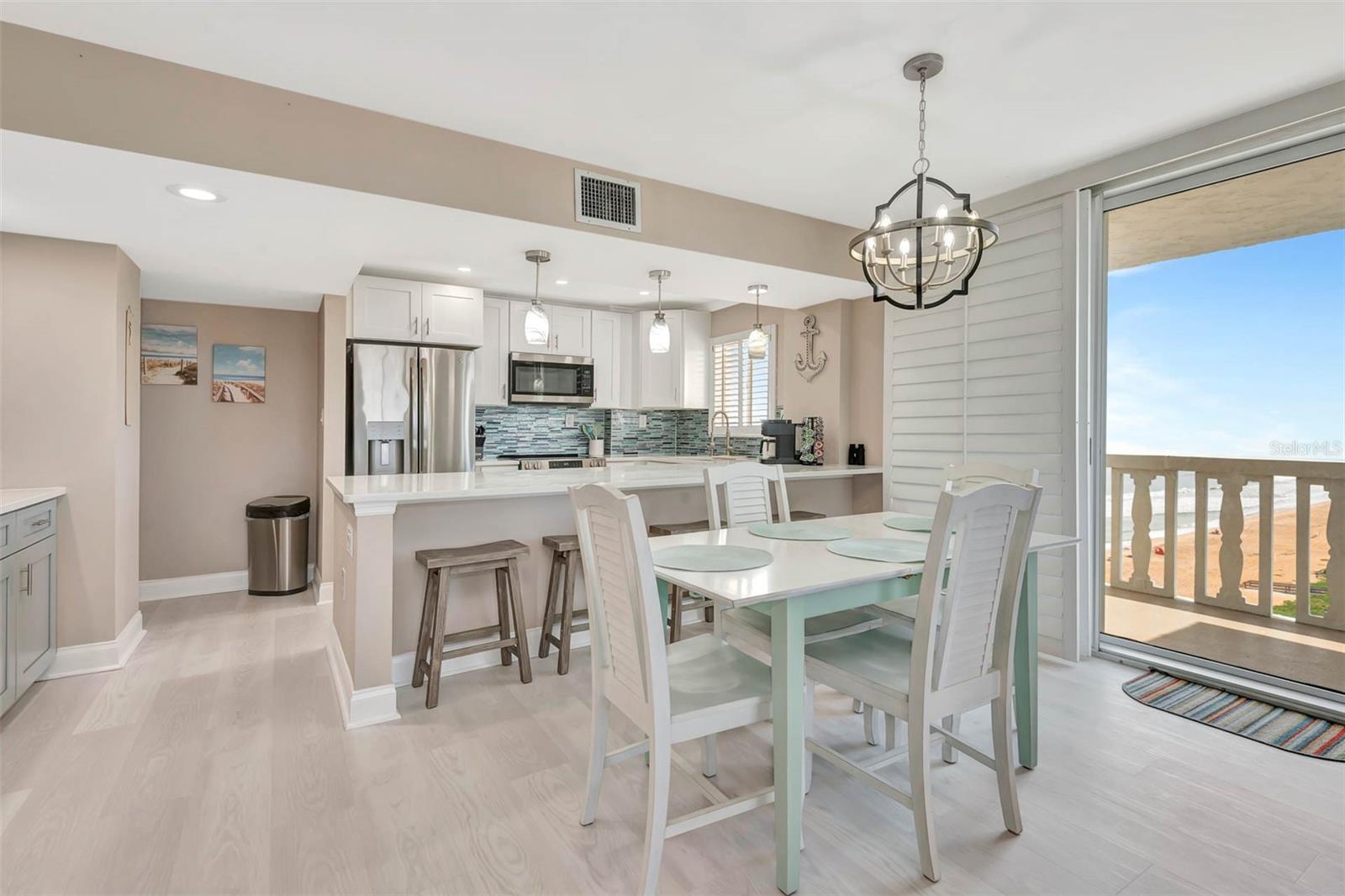 Image 17 of 60 For 1575 Ocean Shore Boulevard J010