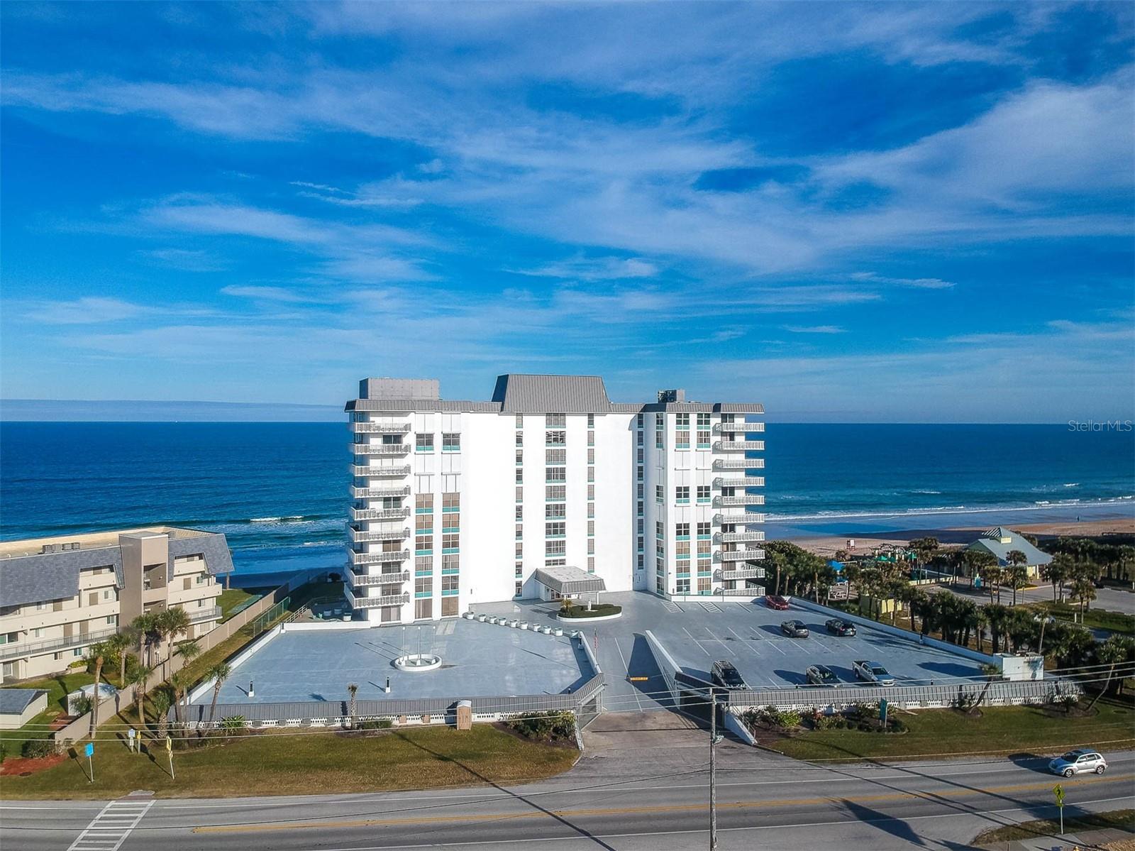 Image 39 of 60 For 1575 Ocean Shore Boulevard J010