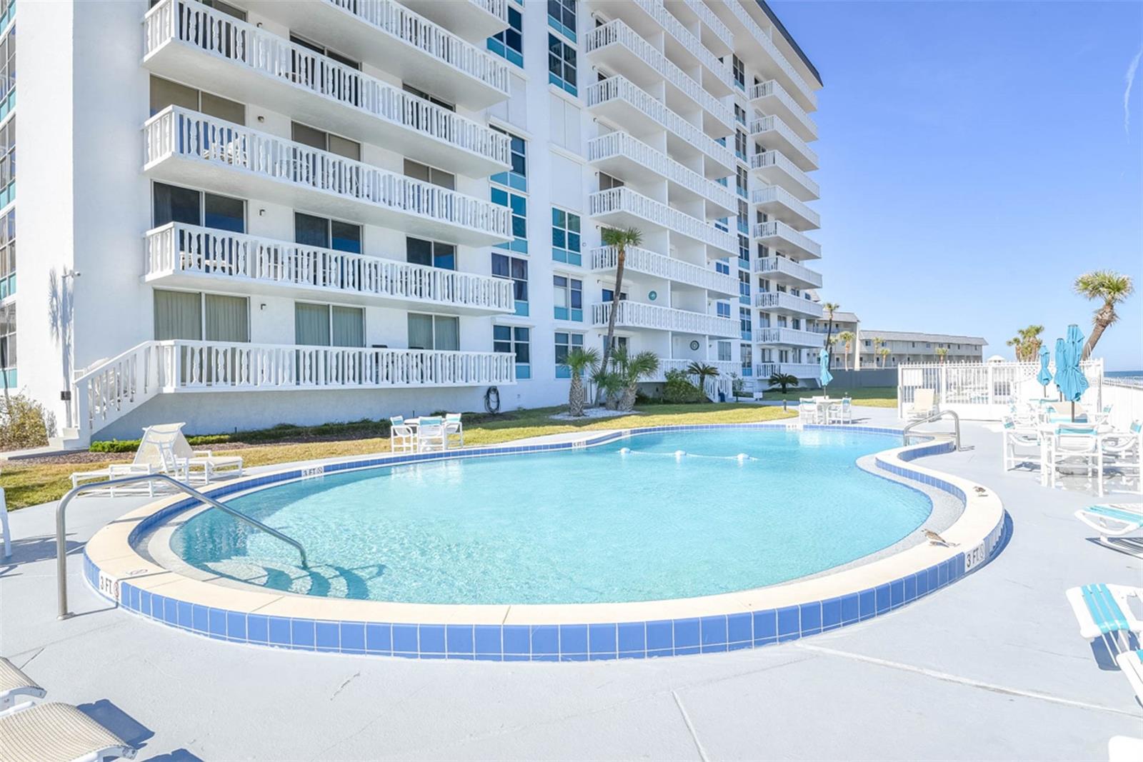 Image 51 of 60 For 1575 Ocean Shore Boulevard J010