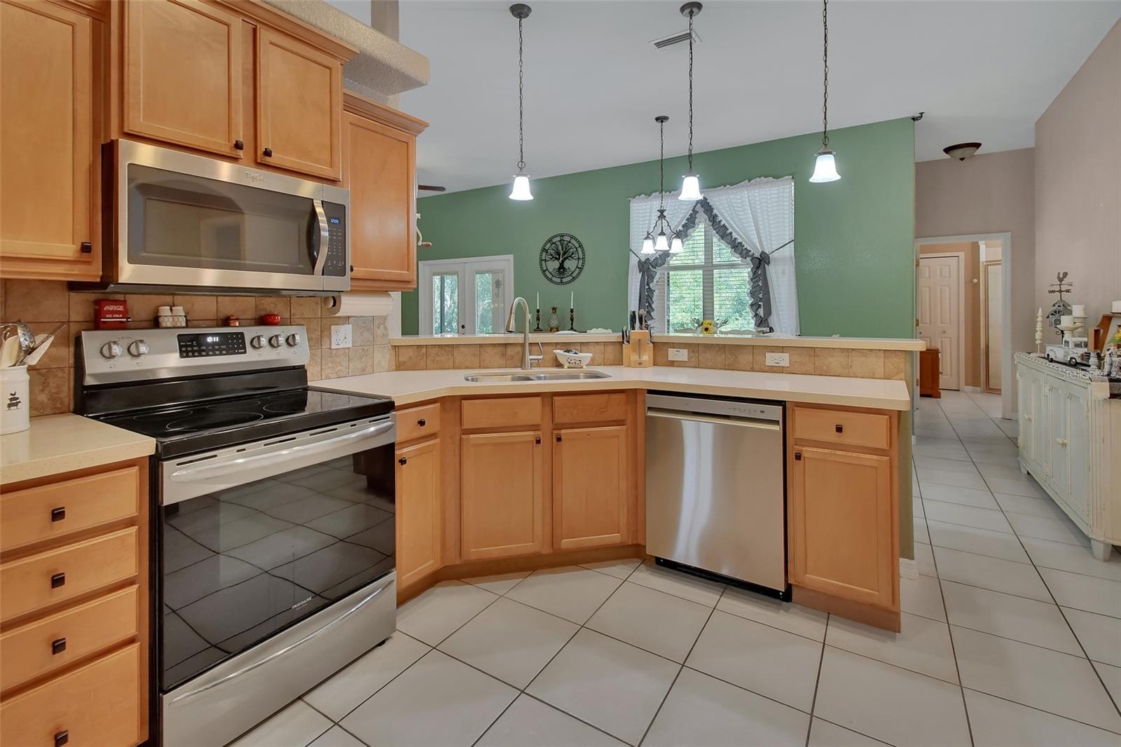 Image 14 of 58 For 710 Breezy Oak Court