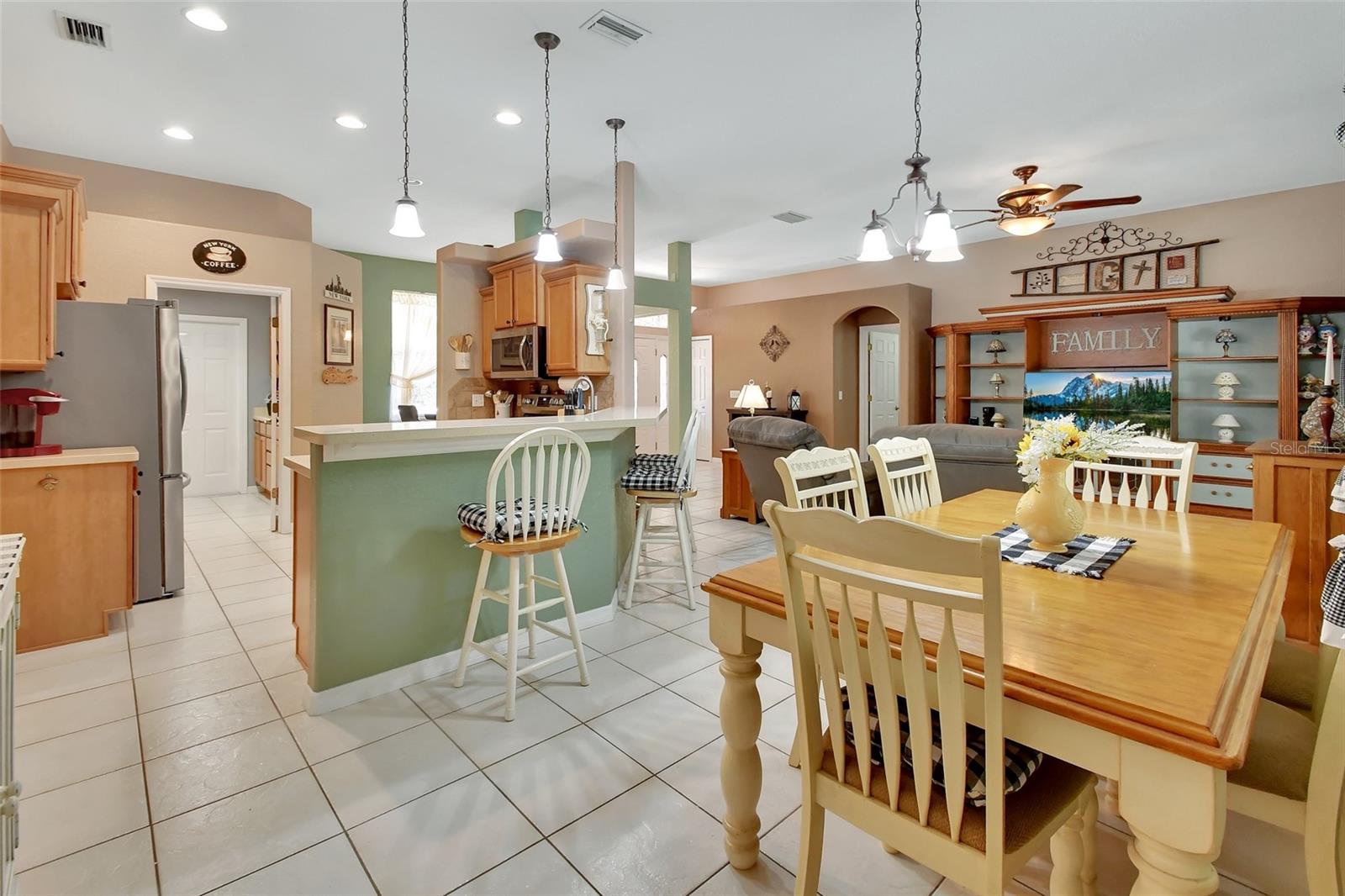 Image 16 of 58 For 710 Breezy Oak Court