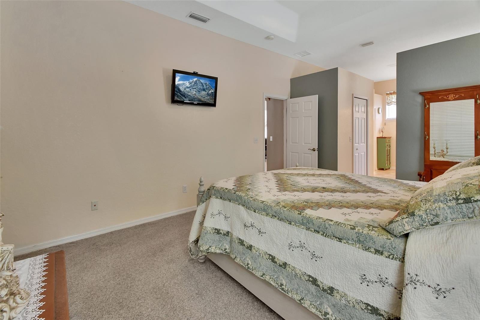 Image 23 of 58 For 710 Breezy Oak Court
