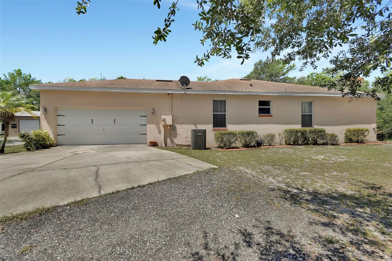 Image 41 of 58 For 710 Breezy Oak Court