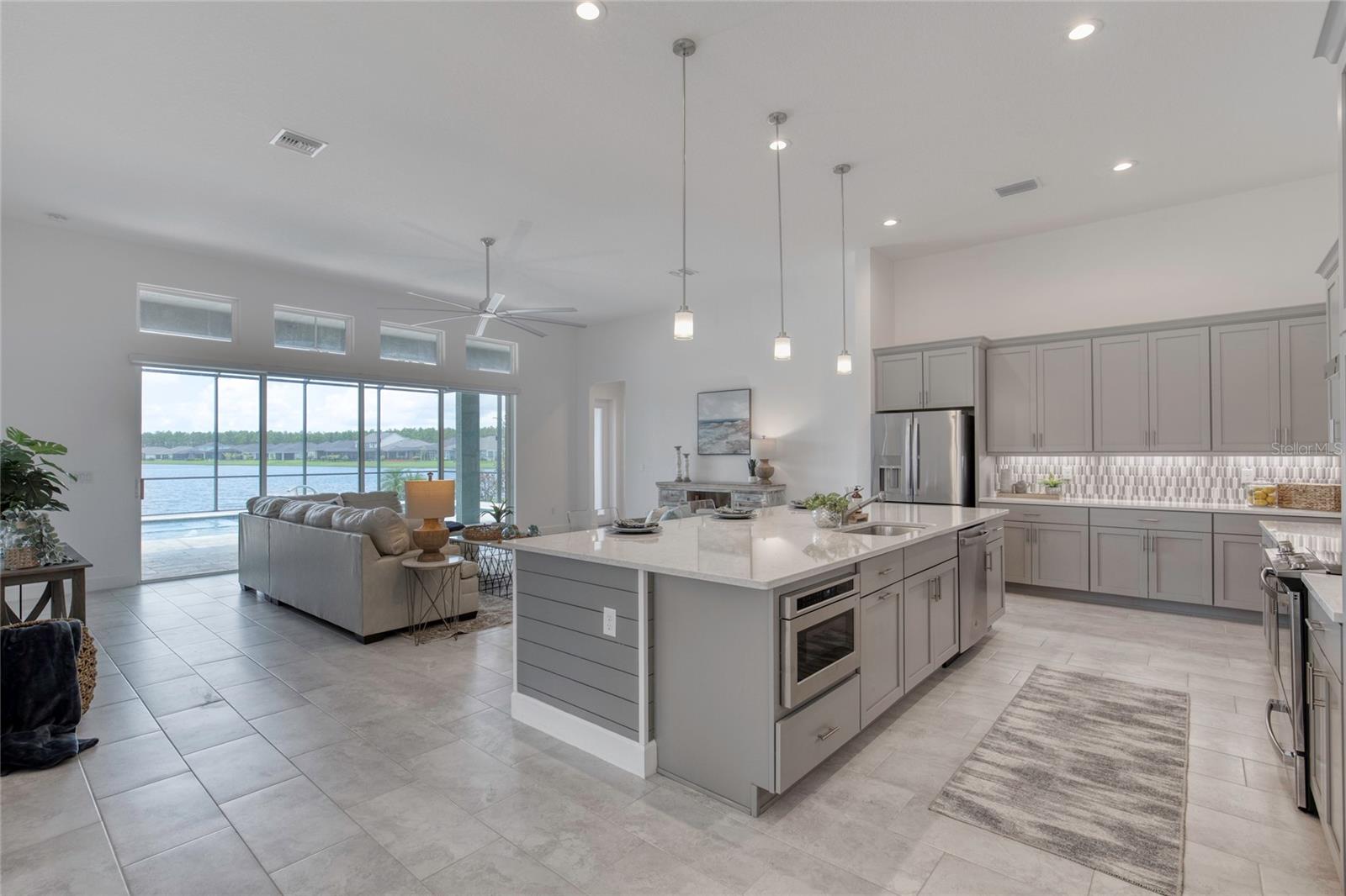 Image 14 of 85 For 304 Aquamarine Way