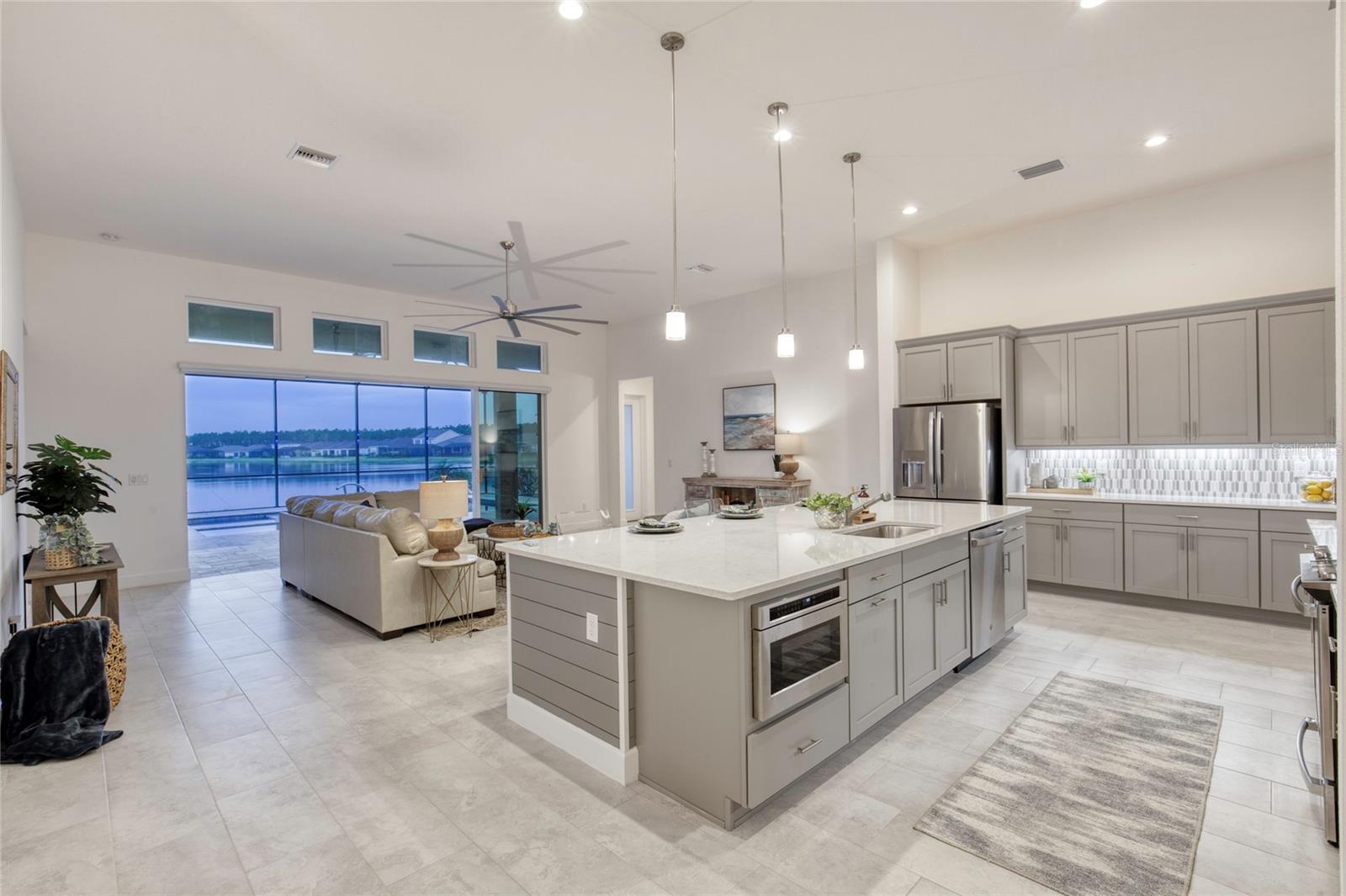 Image 19 of 85 For 304 Aquamarine Way