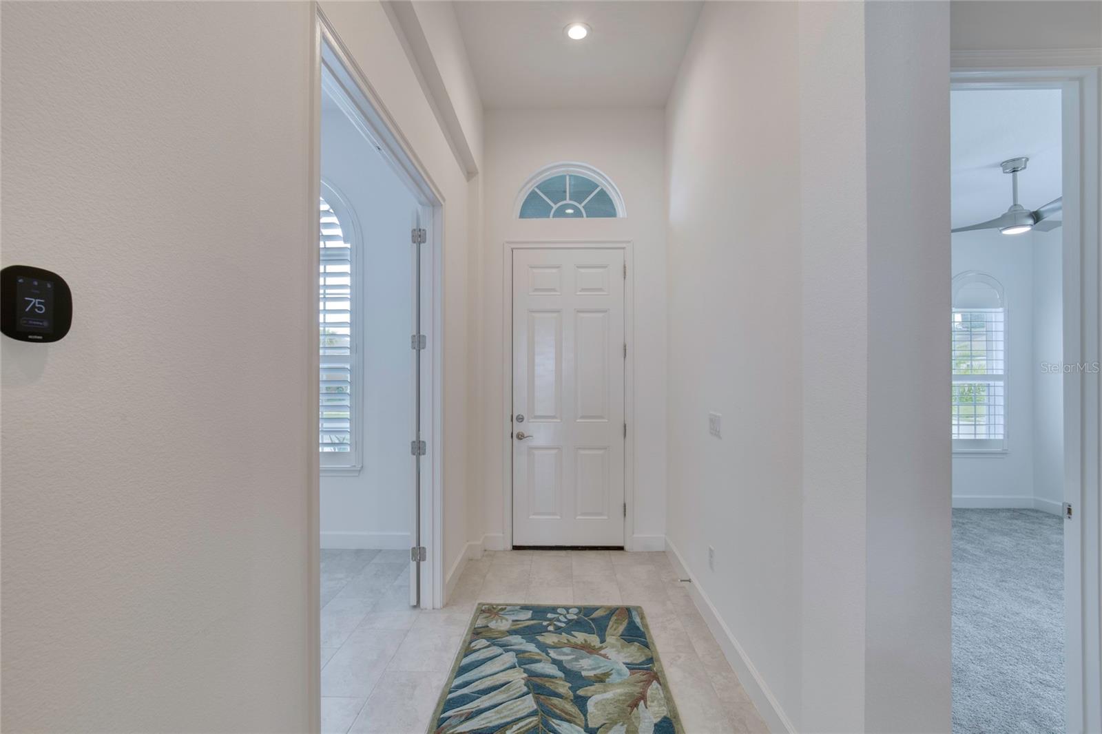 Image 29 of 85 For 304 Aquamarine Way