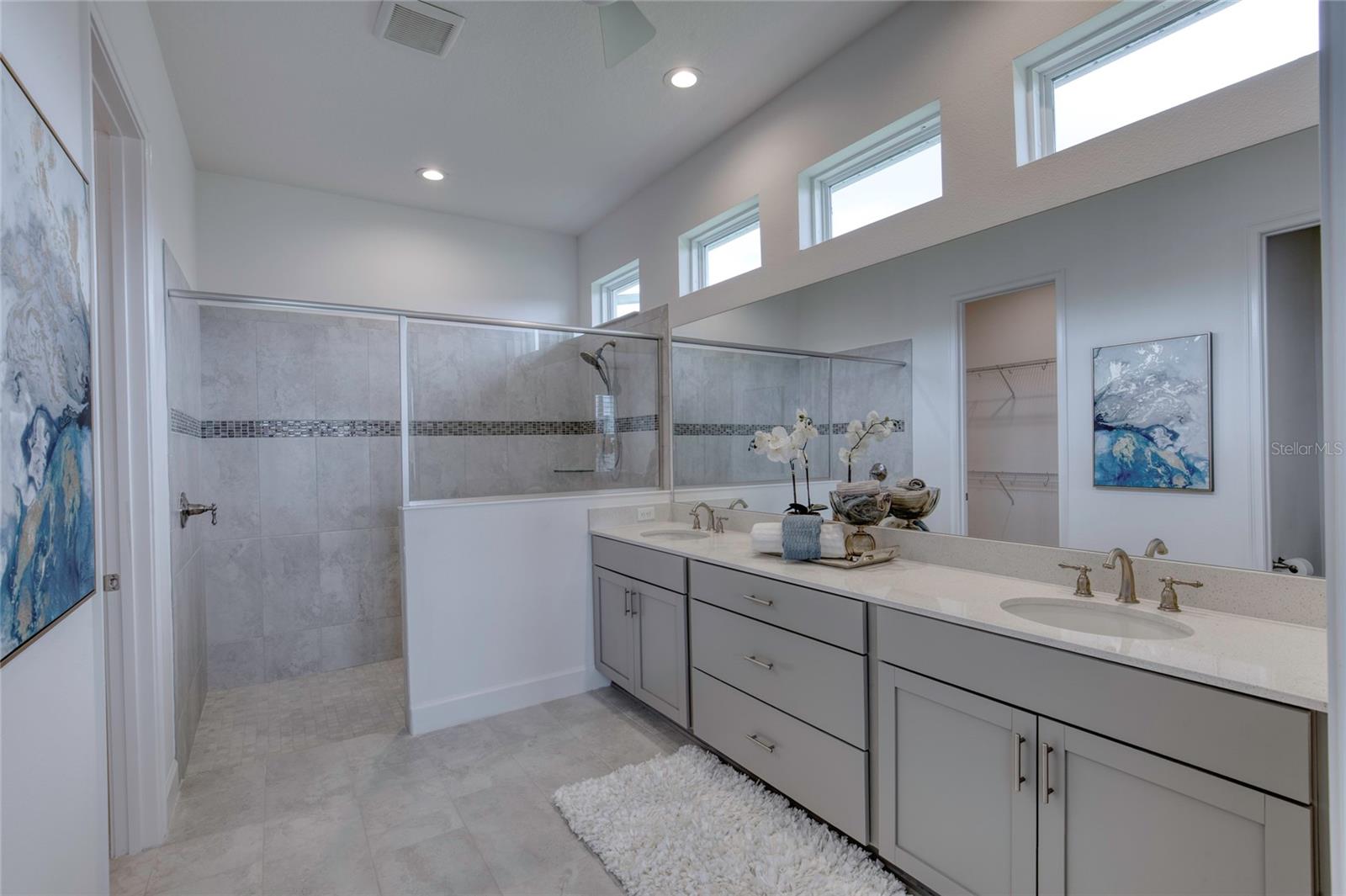 Image 44 of 85 For 304 Aquamarine Way