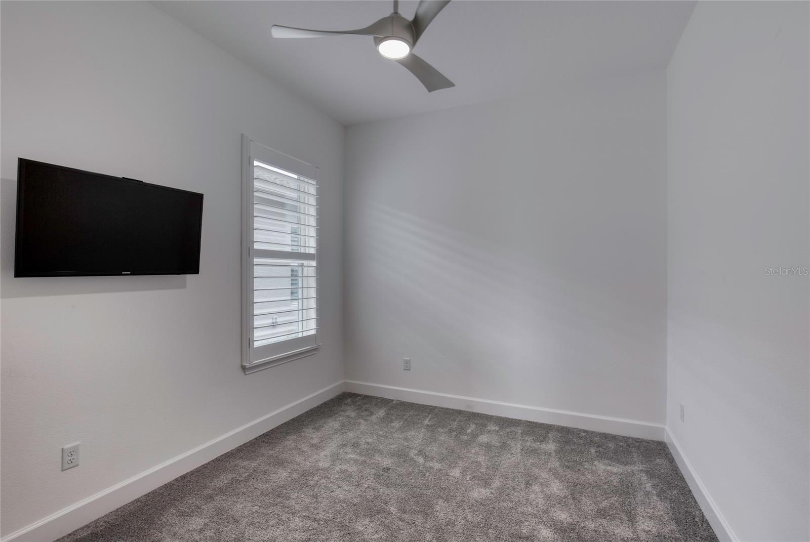 Image 49 of 85 For 304 Aquamarine Way