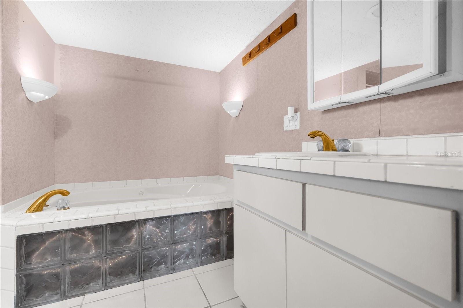 Image 14 of 24 For 4612 Reynosa Drive Sw