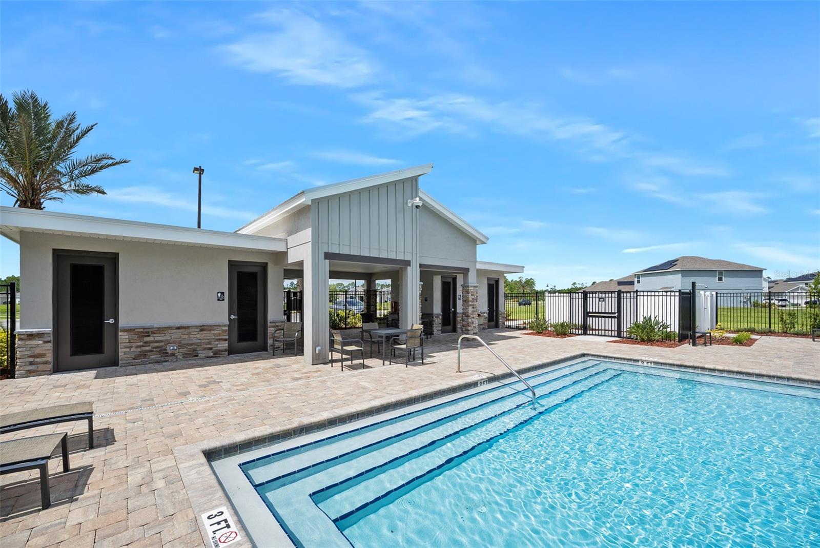 Image 43 of 58 For 1157 Sand Trap Court