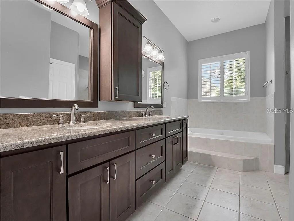 Image 23 of 51 For 2660 Winnemissett Oaks Drive