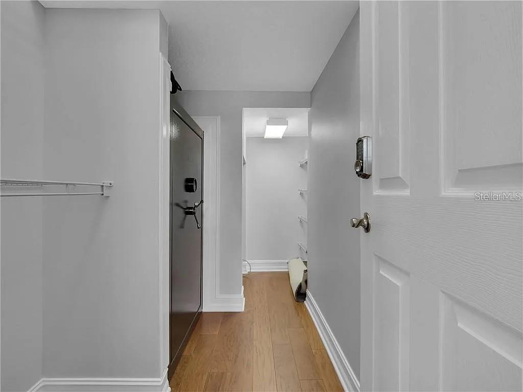 Image 6 of 51 For 2660 Winnemissett Oaks Drive