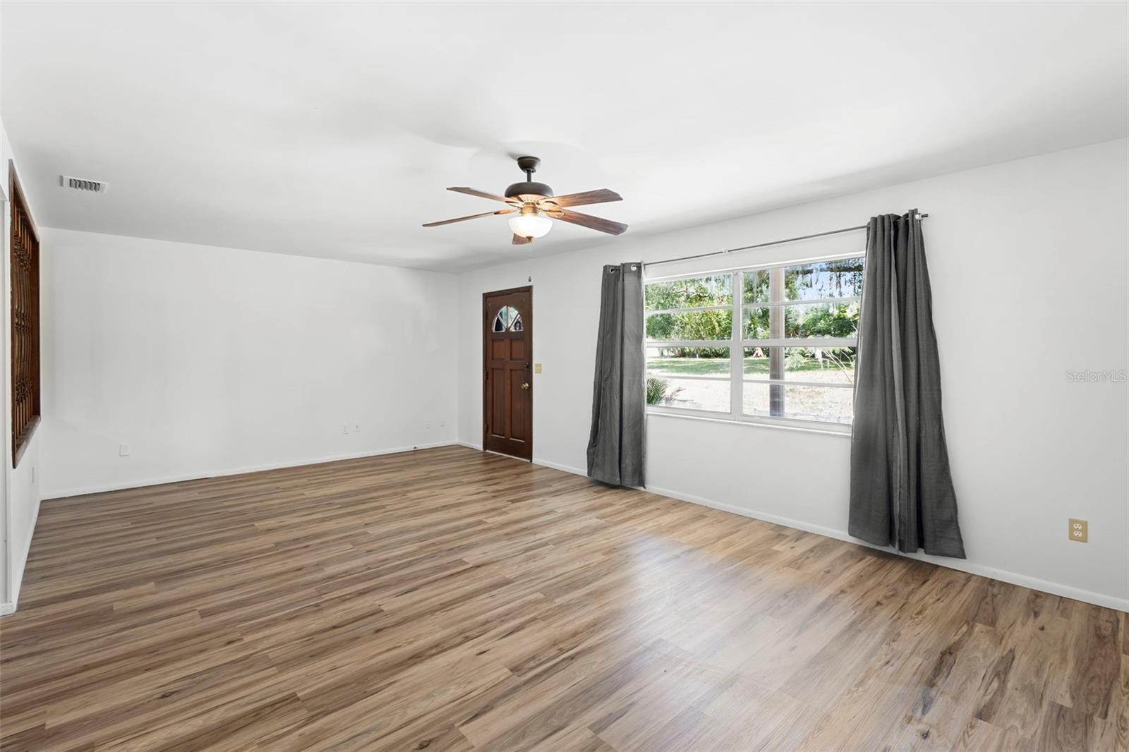 Image 10 of 40 For 975 Lemon Court