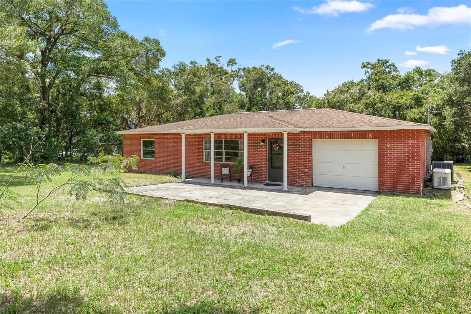 Image 2 of 40 For 975 Lemon Court