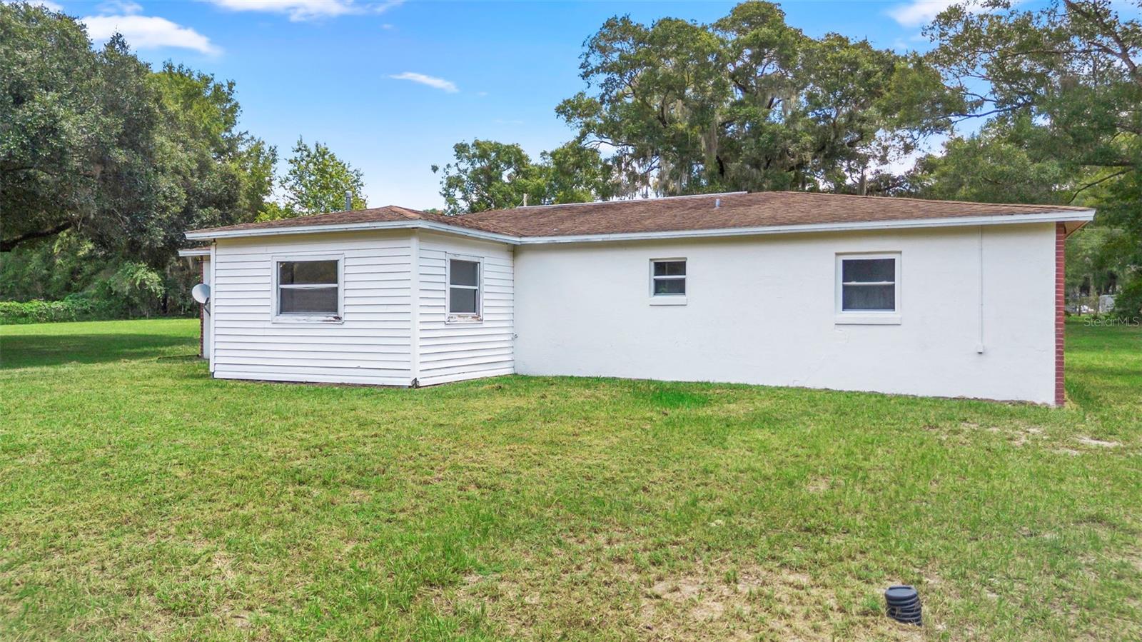 Image 32 of 40 For 975 Lemon Court