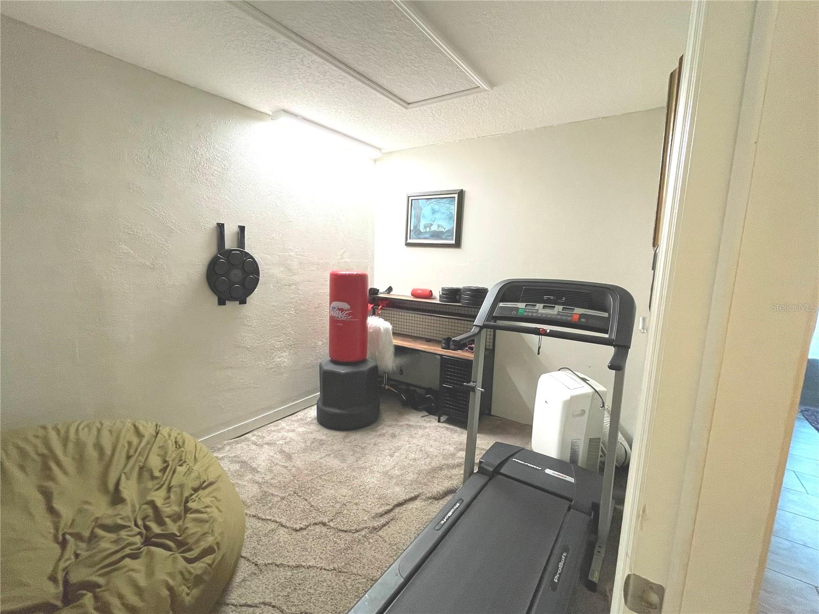 Image 30 of 39 For 2711 Kingfisher Village