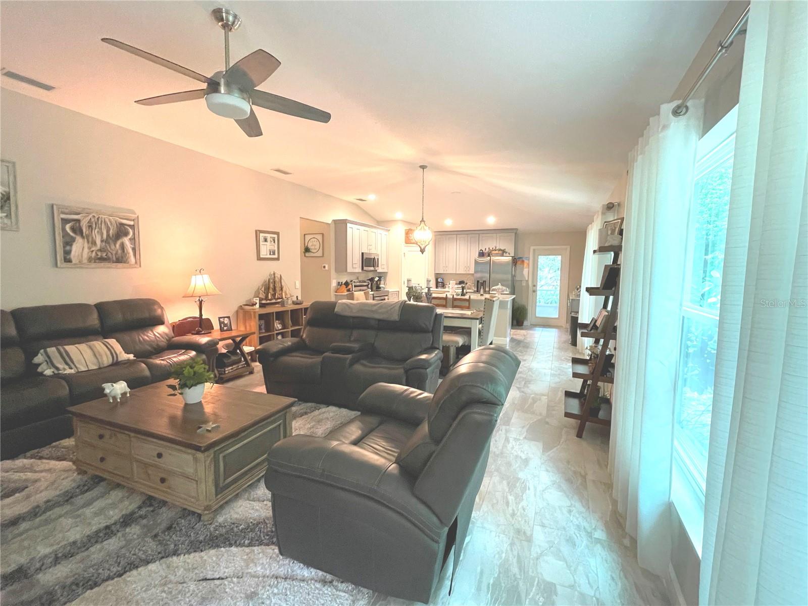 Image 8 of 39 For 2711 Kingfisher Village