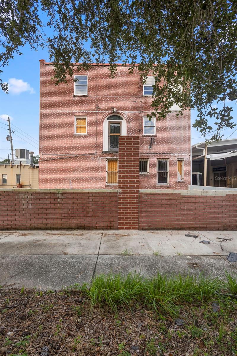 Image 58 of 65 For 204 Magnolia Street