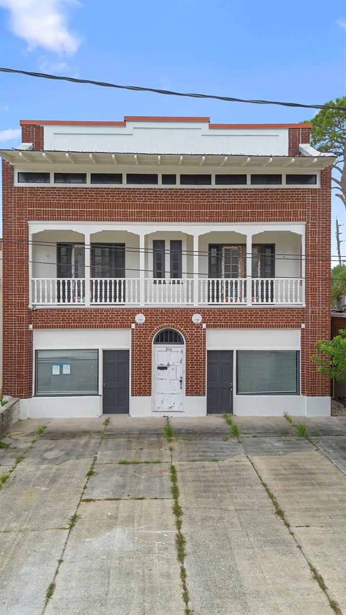 Image 62 of 65 For 204 Magnolia Street