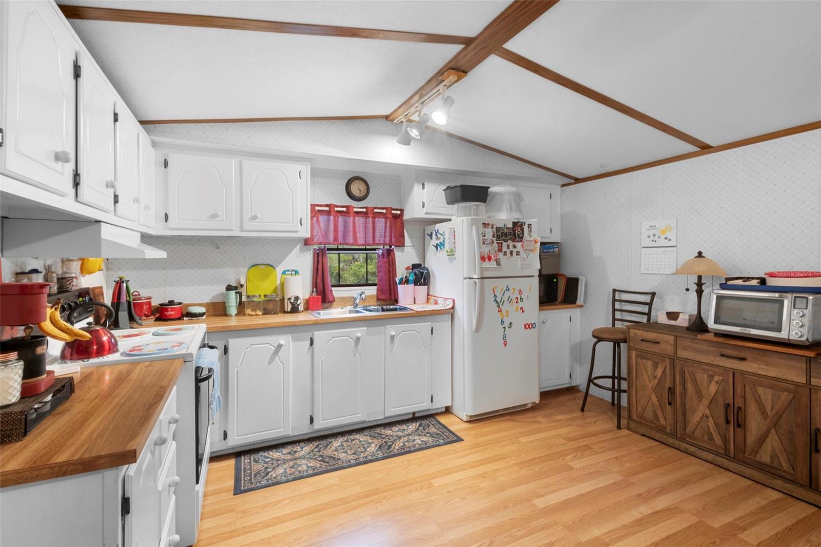 Image 3 of 21 For 44943 4th Street