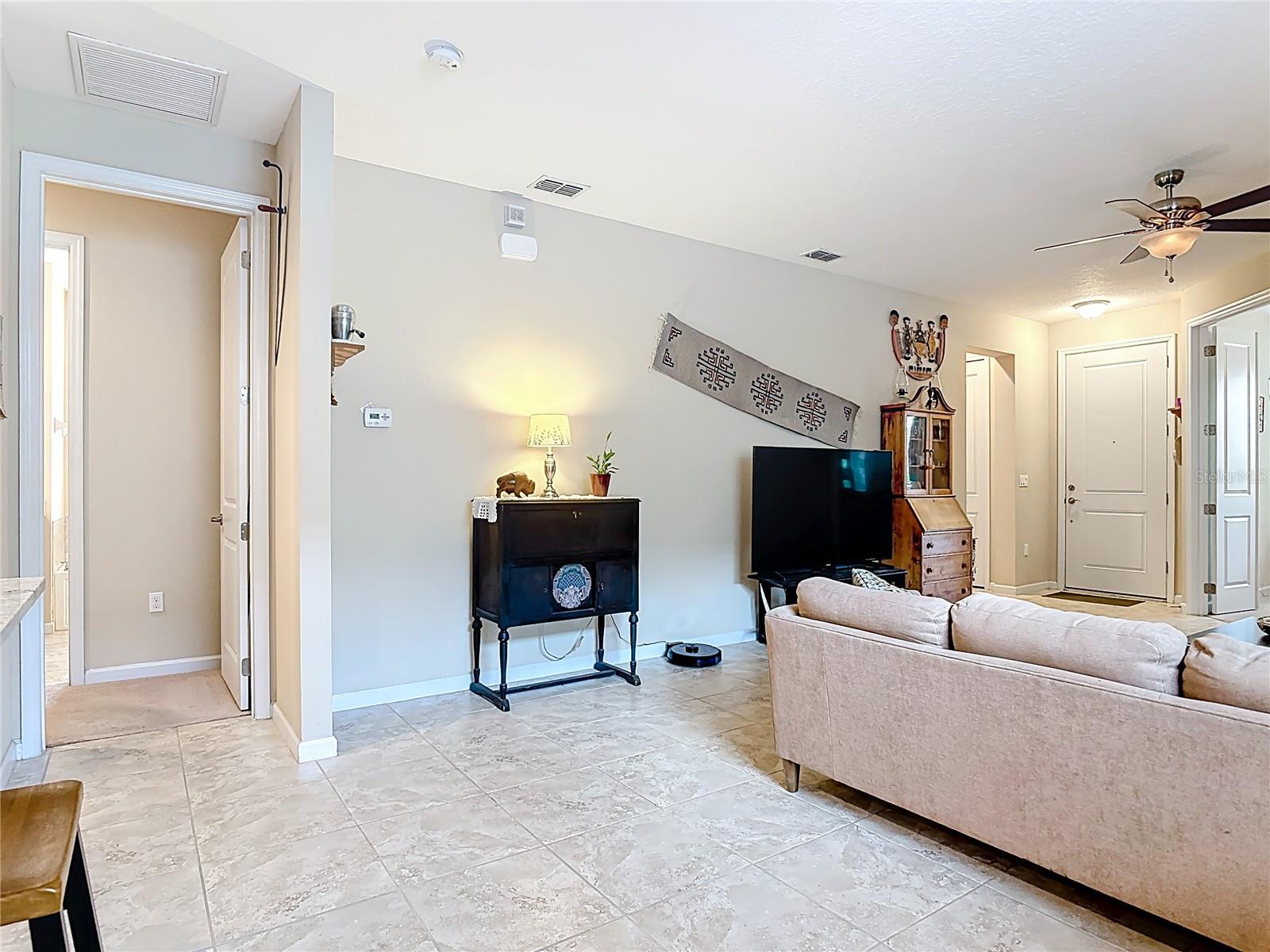 Image 23 of 68 For 231 Wellisford Way