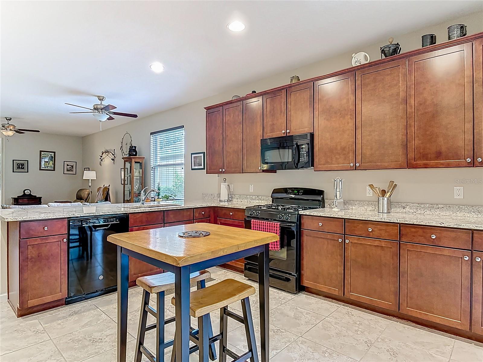 Image 34 of 68 For 231 Wellisford Way