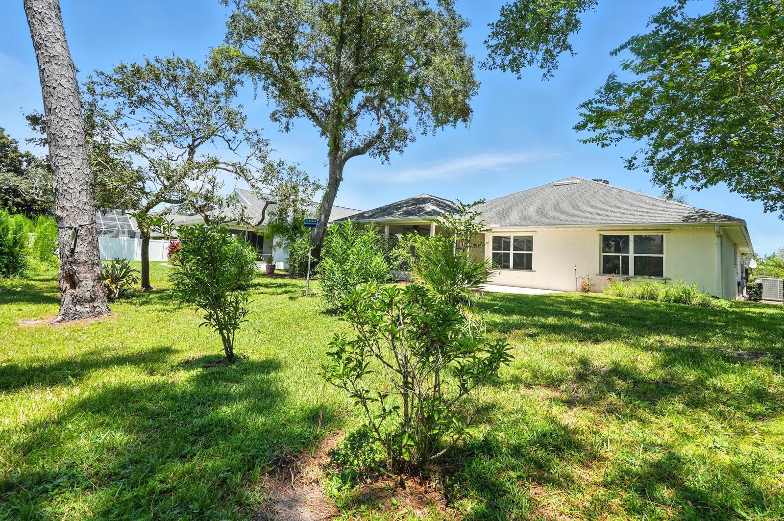 Image 37 of 49 For 6096 Jasmine Vine Drive
