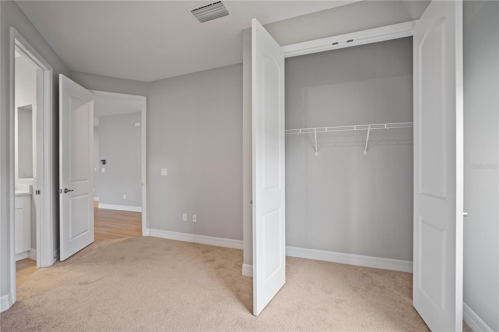 Image 13 of 55 For 535 Giovanni Road Nw