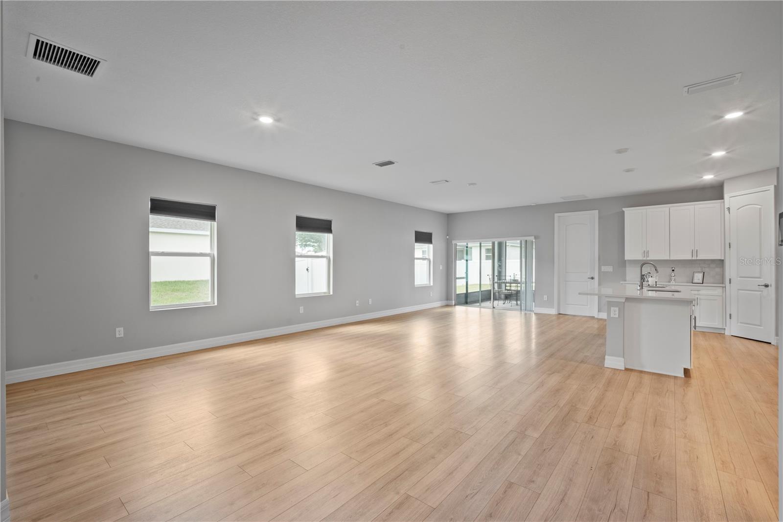 Image 18 of 55 For 535 Giovanni Road Nw