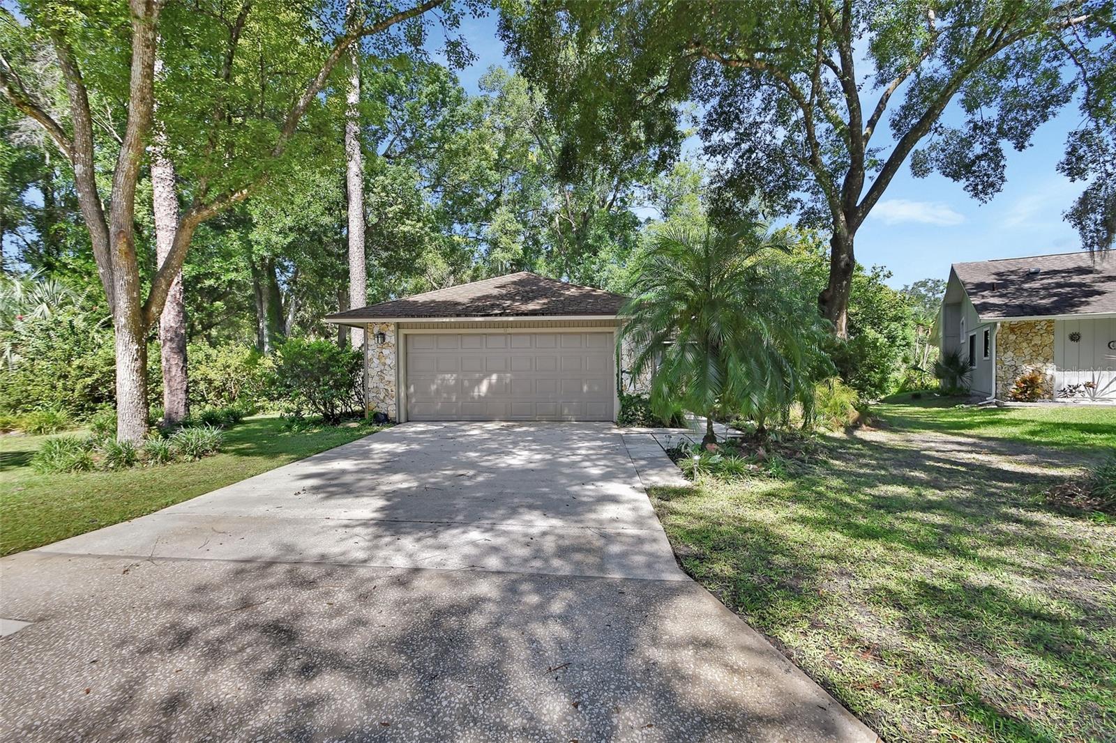 Image 21 of 42 For 63 Fernwood Trail