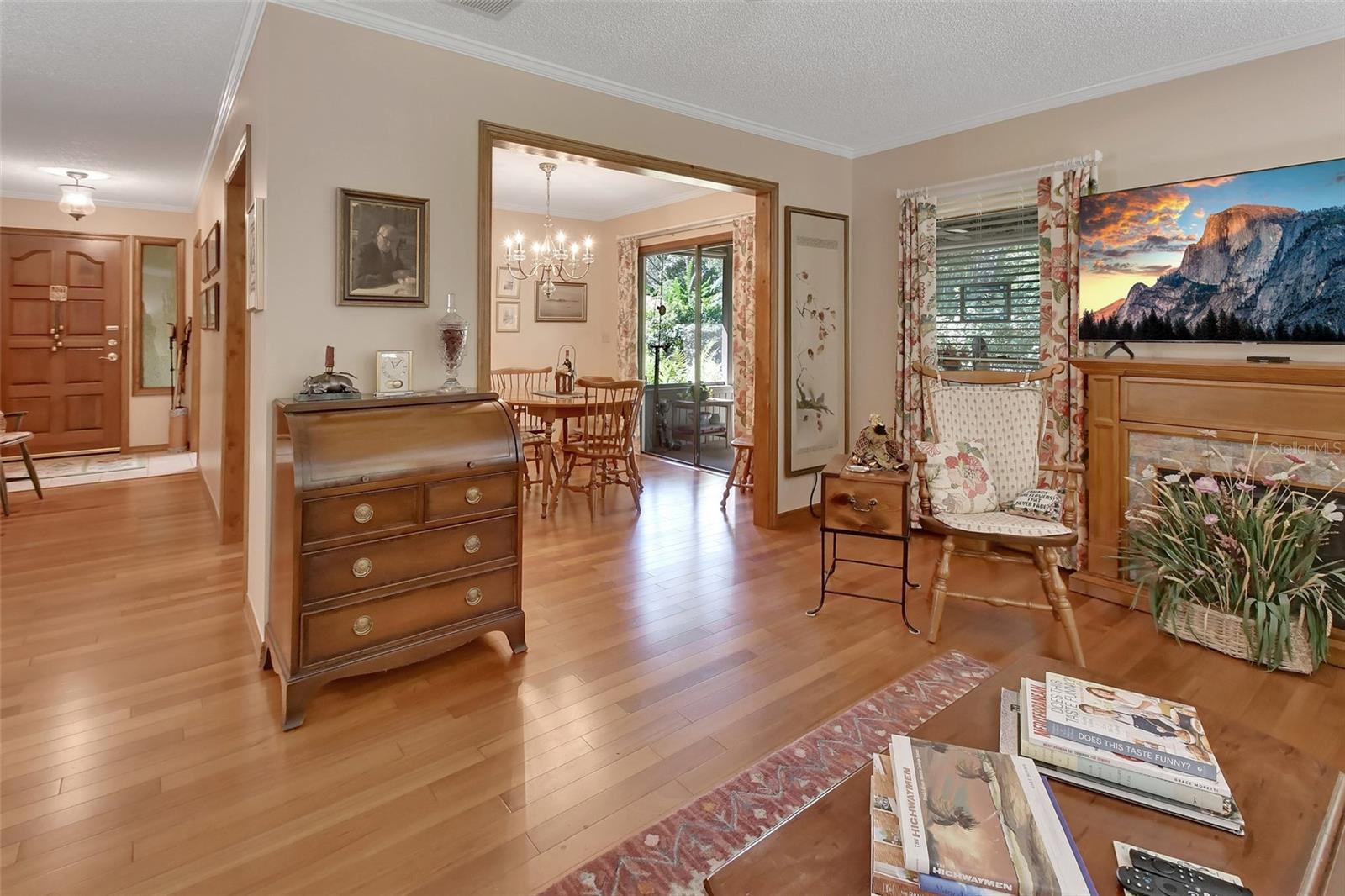 Image 6 of 42 For 63 Fernwood Trail