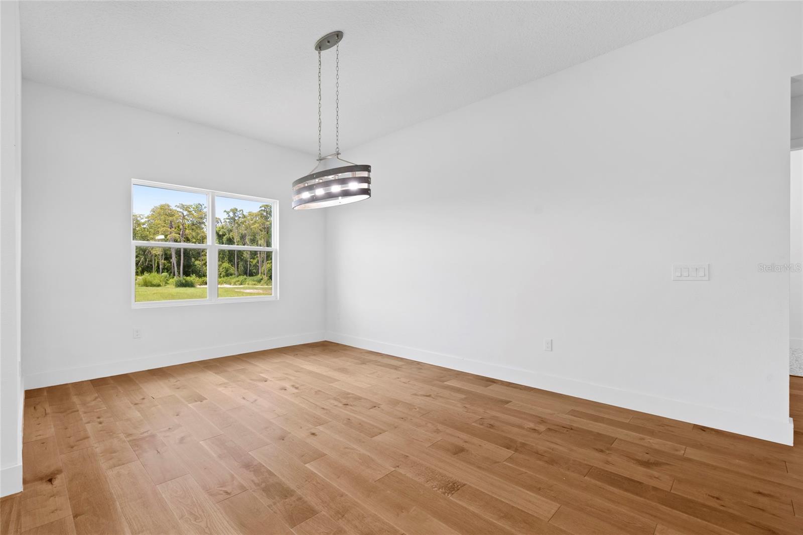 Image 10 of 52 For 4272 La Salle Avenue