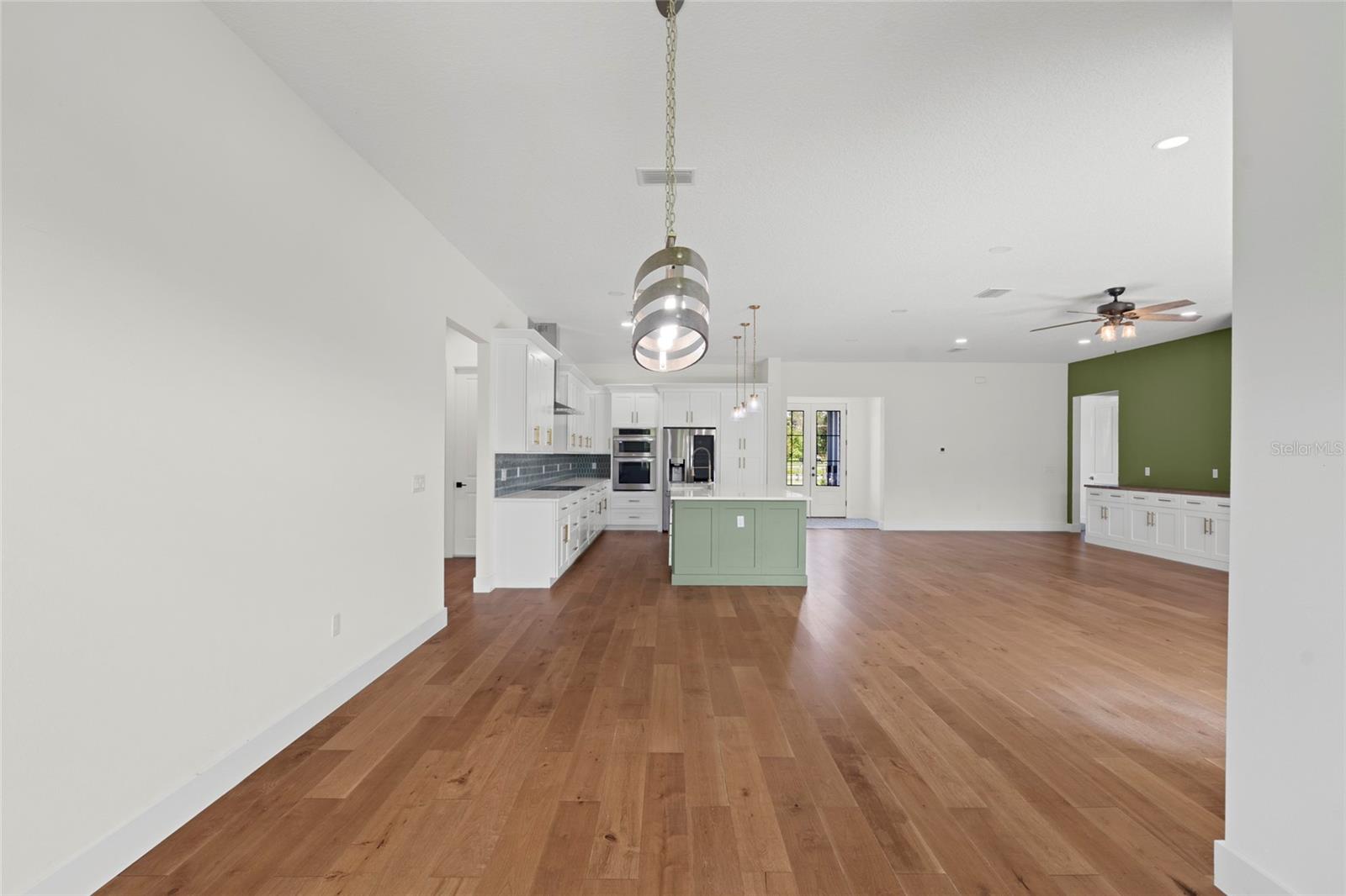 Image 11 of 52 For 4272 La Salle Avenue